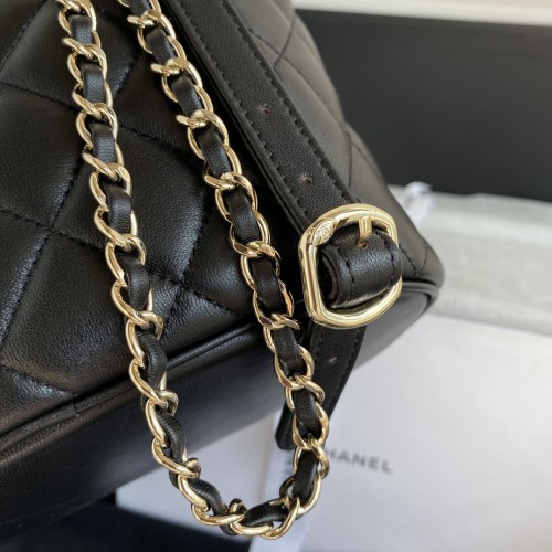  Handbag  Chanel  AS1371  size 21.5x24x12 cm