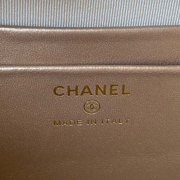 Handbag Chanel AS2463  size 14x10x5.5 cm