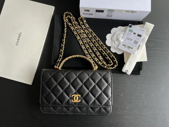 Handbag  Chanel  AP2806  size 19 cm