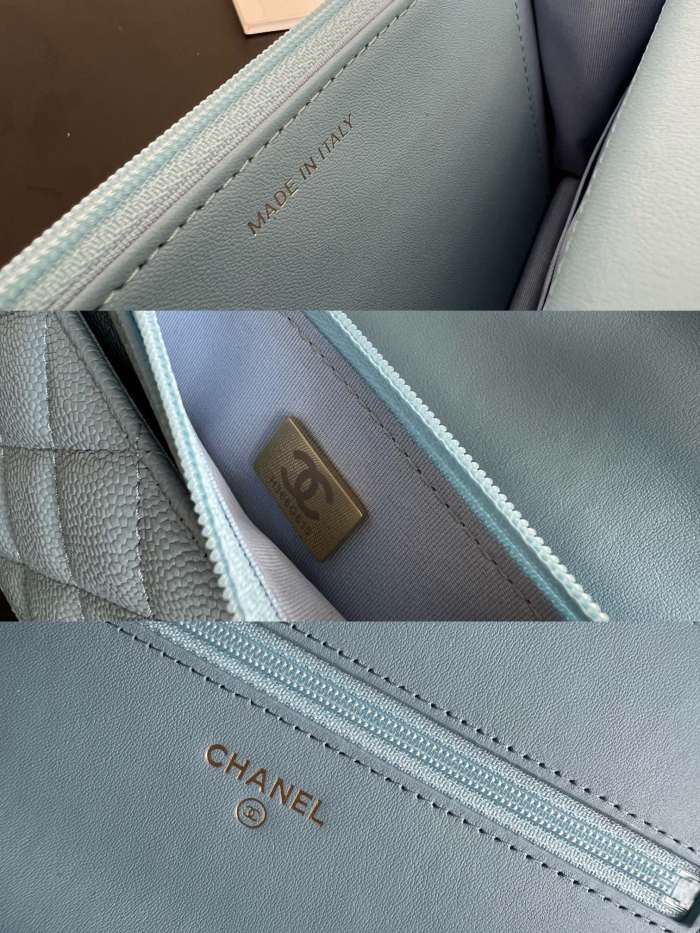  Handbag  Chanel  AP2806  size  19 cm 