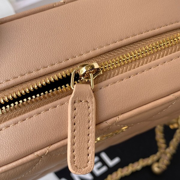  Handbag Chanel AS2463 size  14x10x5.5 cm