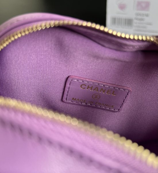  Handbag Chanel  size  13cmx12cmx5 cm