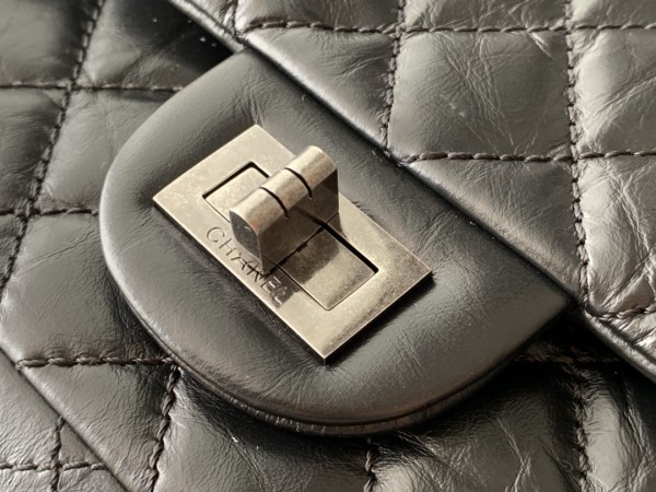 Handbag   Chanel  size  24 cm