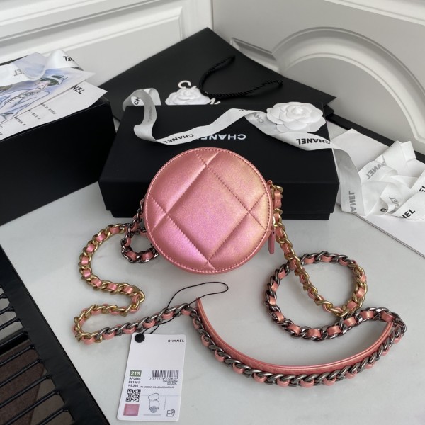  Handbag  Chanel AP0945  size  12×12×4.5 cm