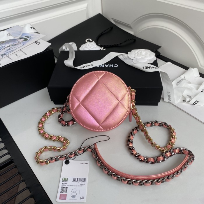  Handbag  Chanel AP0945  size  12×12×4.5 cm