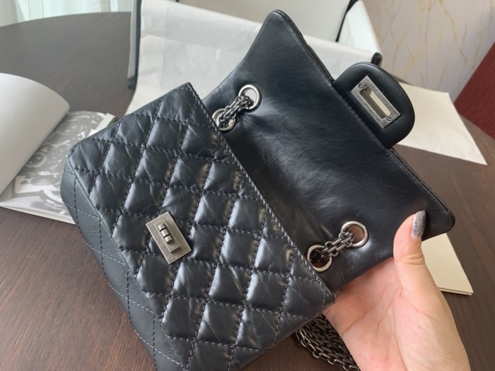 Handbag Chanel  size  20 cm