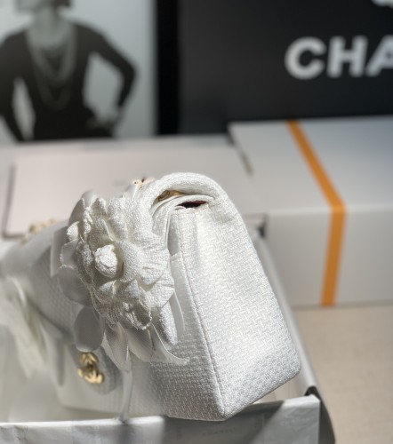  Handbag  Chanel  size 25*7*16 cm 