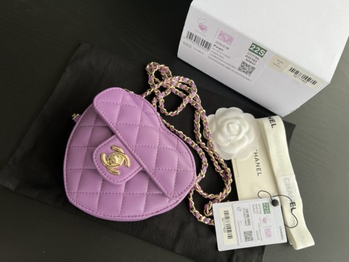  Handbag Chanel  size  13cmx12cmx5 cm