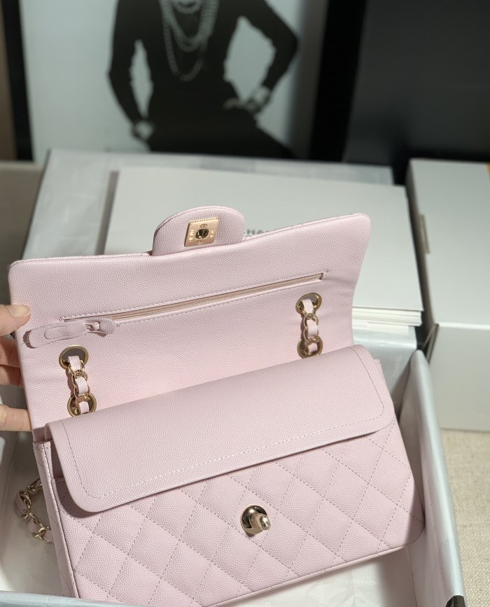  Handbag  Chanel  size  23 cm