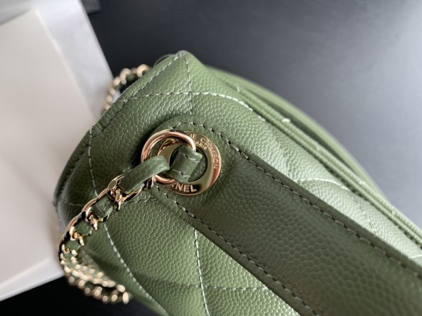 Handbag Chanel A93067  size  20 cm