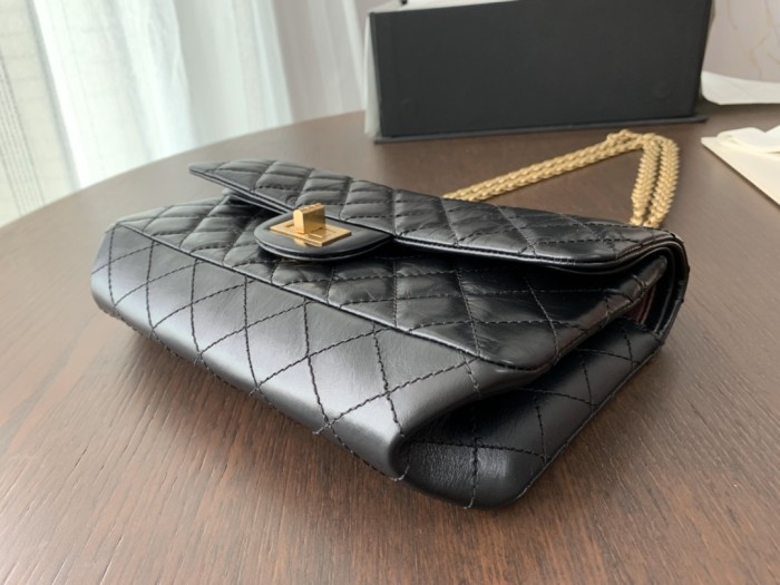  Handbag   Chanel  size 24 cm
