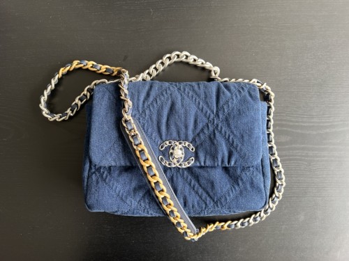  Handbag Chanel  size  26 cm