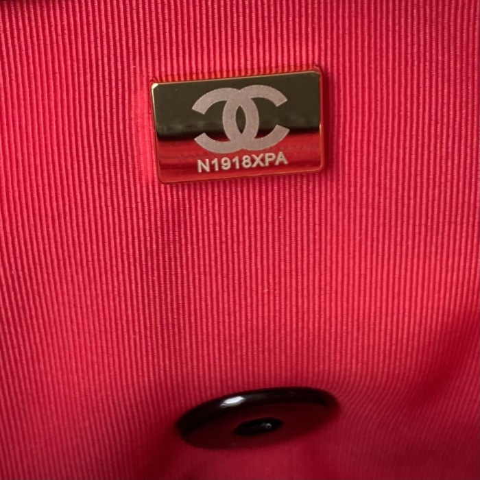  Handbag Chanel  size  30 cm