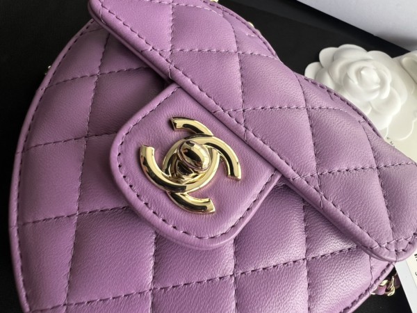  Handbag Chanel  size  13cmx12cmx5 cm