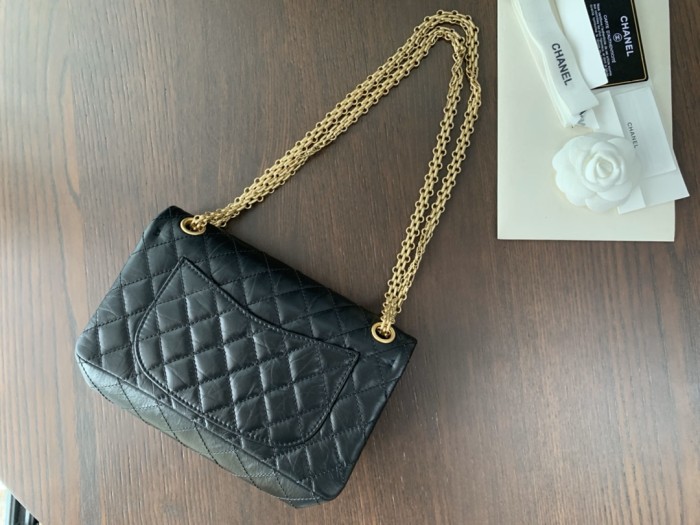  Handbag   Chanel  size 24 cm