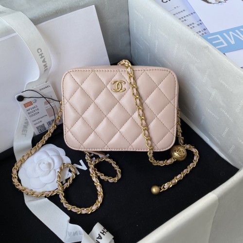Handbag Chanel  AS2463  size  14x10x5.5 cm
