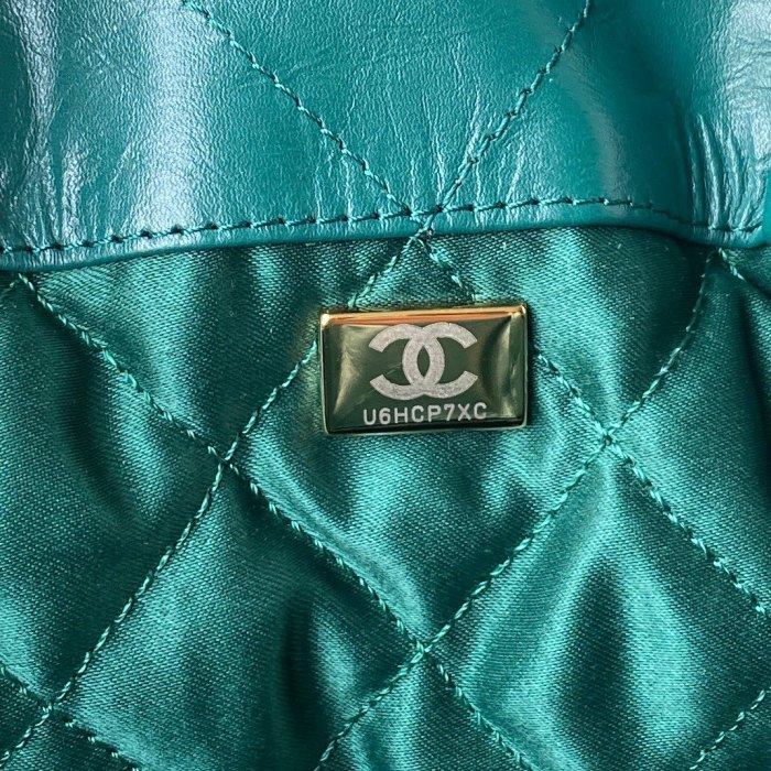  Handbag  Chanel AS3133  size  𝟻𝟷*𝟺𝟶*𝟿  𝚌𝚖 