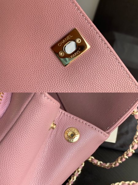  Handbag Chanel  A93067  size 20 cm