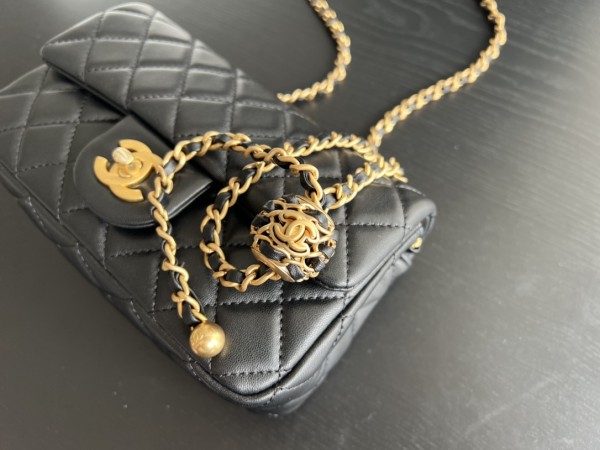 CHANEL Classic Flap CF Small Gold Ball Sheepskin Chain Bag, Shoulder Bag, Crossbody Bag Mini Women's Black AS1787-B08034-94305 size 20*7*13cm