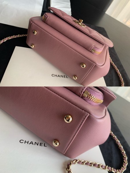  Handbag Chanel  A93067  size 20 cm