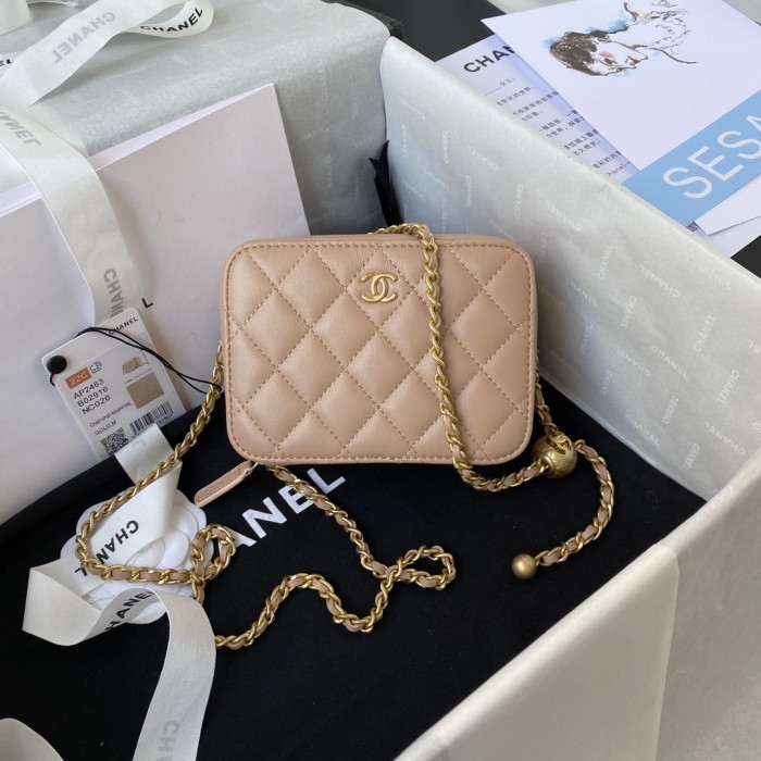  Handbag Chanel AS2463 size  14x10x5.5 cm