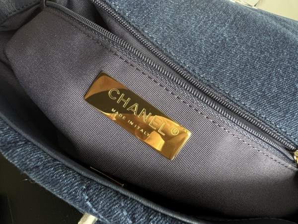  Handbag Chanel  size  26 cm