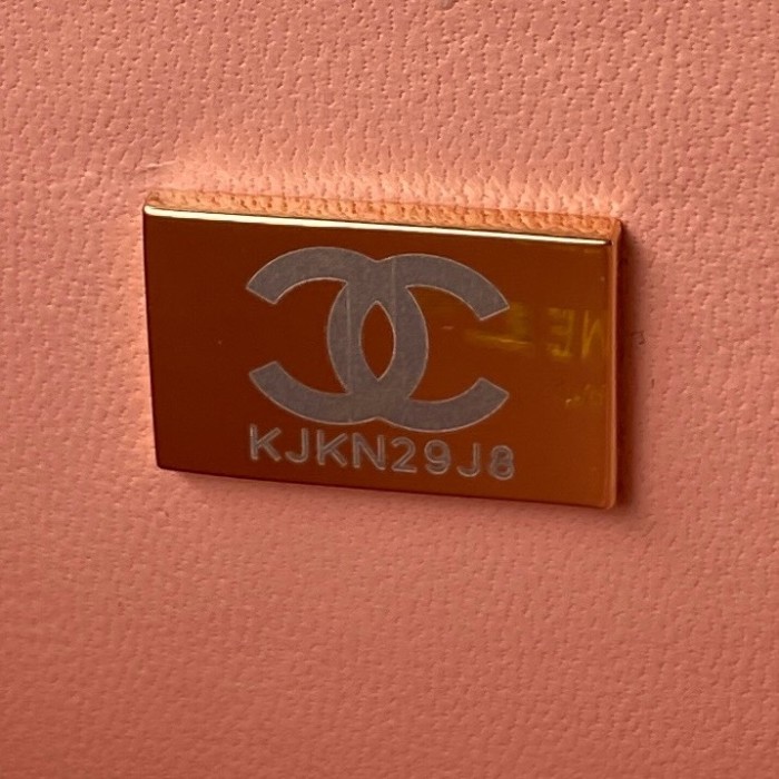  Handbag Chanel  AP3222  size 19*13.5*7 *cm