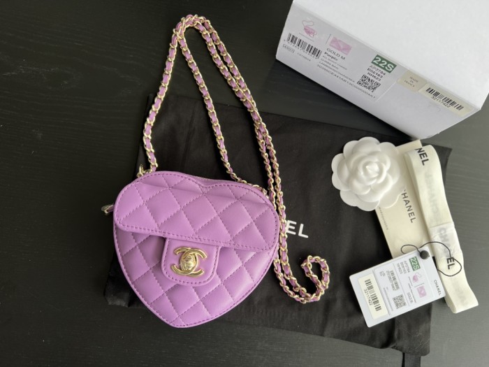  Handbag Chanel  size  13cmx12cmx5 cm