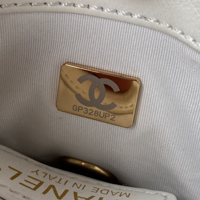 Handbag  Chanel  AS2695  size 𝟭𝟳*𝟭𝟰*𝟳 𝗰𝗺