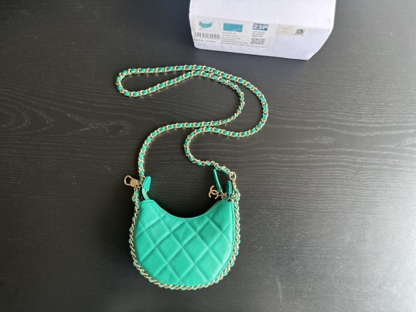 Handbag   Chanel   AS3917  size  14cmx10cmx6 cm