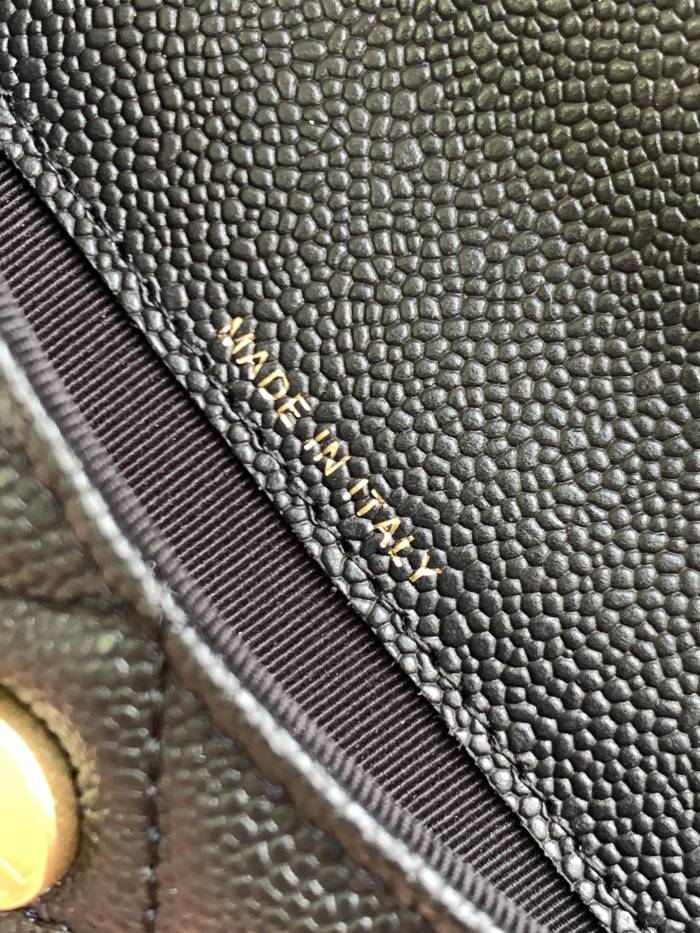  Handbag  Chanel  size  12.5  9  4.5 cm