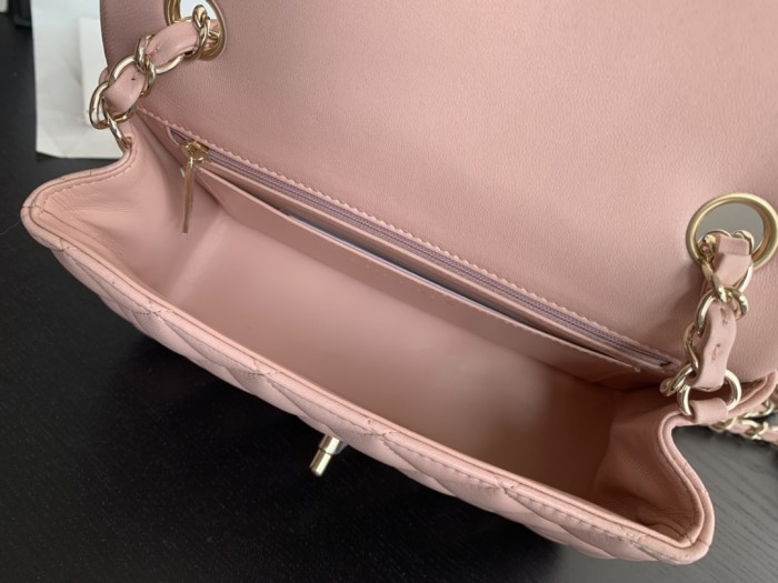 Handbag   Chanel  1116  size  20 cm