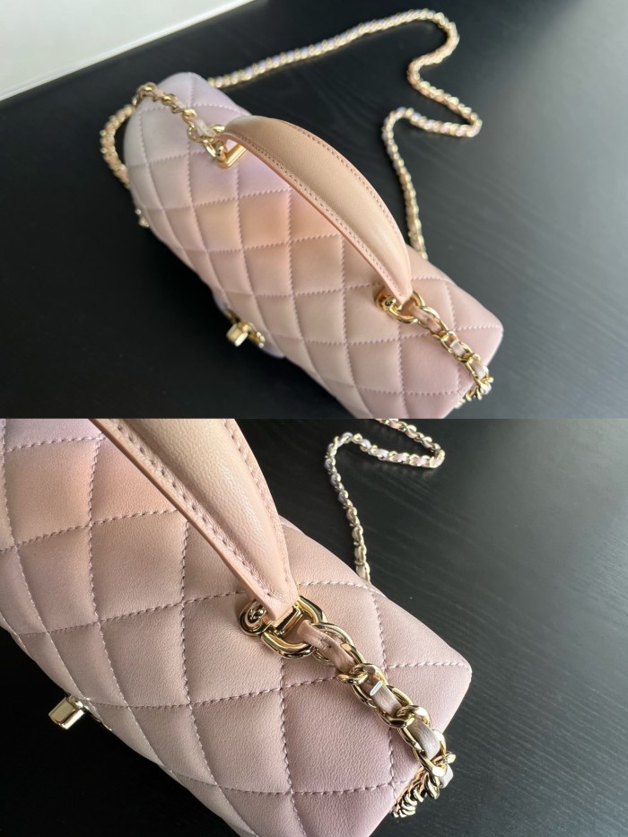  Handbag  Chanel   AS2431  size  20cmx13cmx9 cm