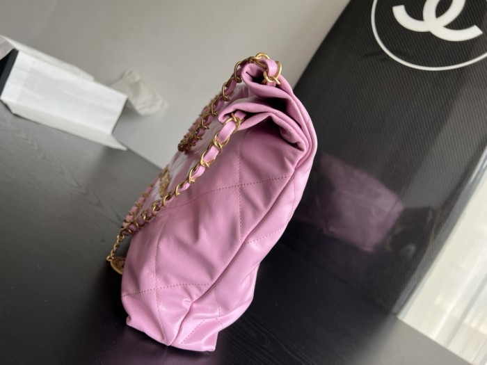  Handbag  Chanel  size  39cmx42cmx8 cm