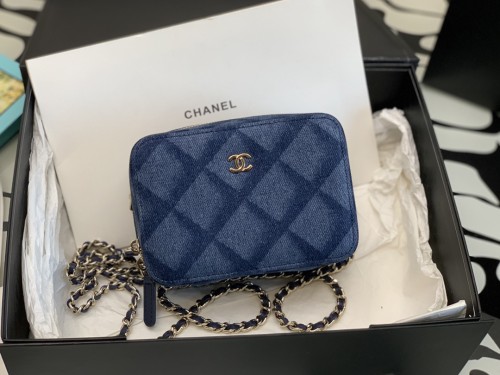 Handbag   Chanel 2462 size  14×10×6 cm