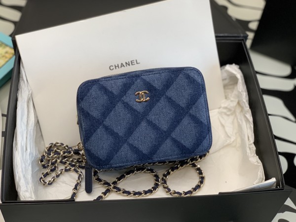 Handbag   Chanel 2462 size  14×10×6 cm