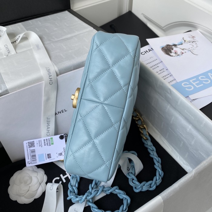 Handbag  Chanel AS3206  size  16-22-7 cm