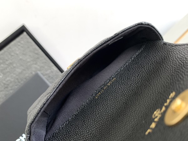  Handbag  Chanel  size  12.5  9  4.5 cm