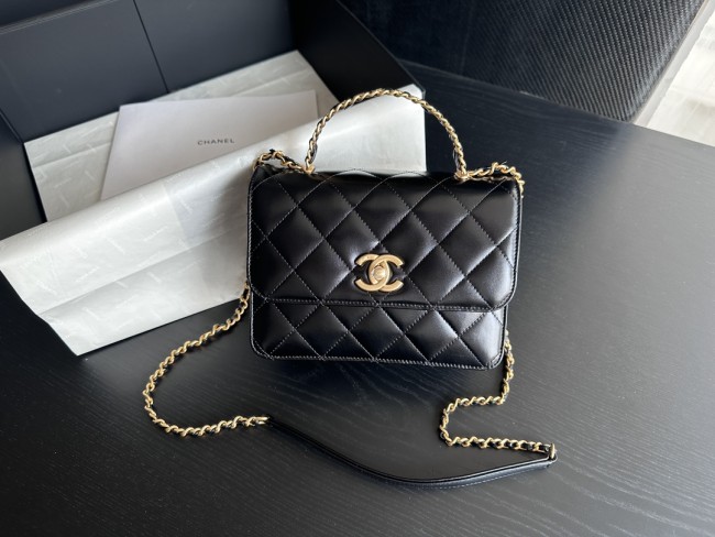  Handbag  Chanel  AS3886  size  22cmx16cmx7 cm