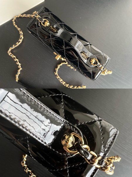 Handbag  Chanel  2796  size   18cmx17.5cmx7 cm