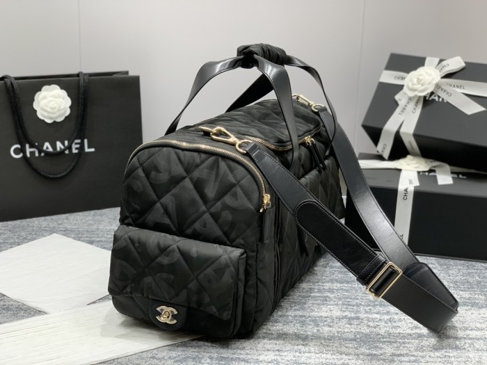 Handbag   Chanel  size 51*23*20.5 cm