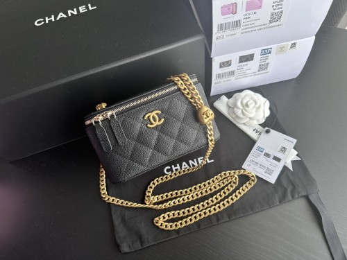  Handbag   Chanel  3204  size  16cmx8cmx10 cm