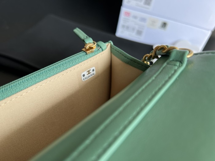 Handbag   Chanel   AP3071  size  17cm9cm3 cm