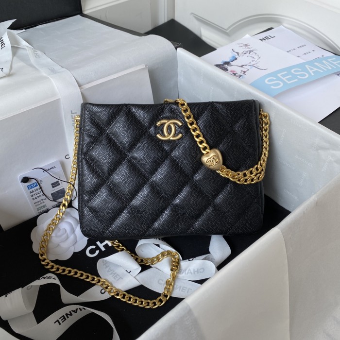 Handbag   Chanel  AS3830  size  16*20*8 cm