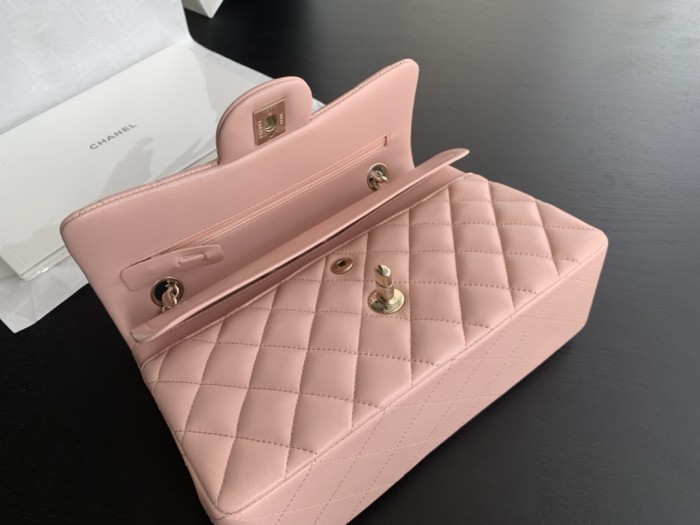 Handbag   Chanel  1113  size  23 cm