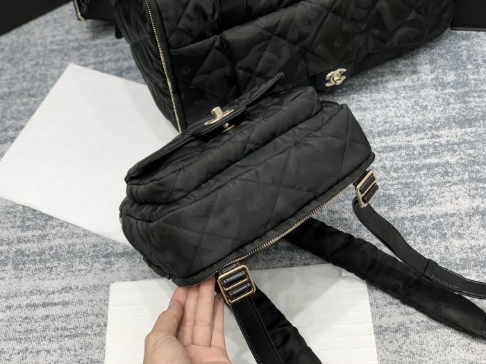 Handbag   Chanel   size 51*23*20.5 cm