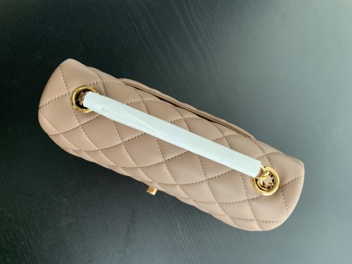 Handbag  Chanel  1116  size 20 cm