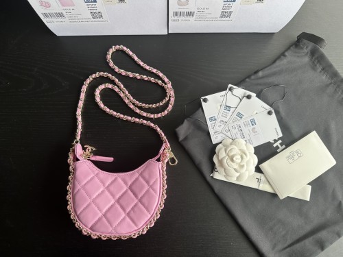 Handbag Chanel  AP3232  size   14cmx10cmx6 cm 