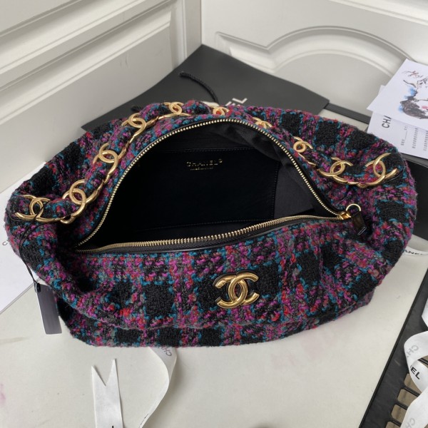 Handbag   Chanel  AS3632  size  45X27X16 cm