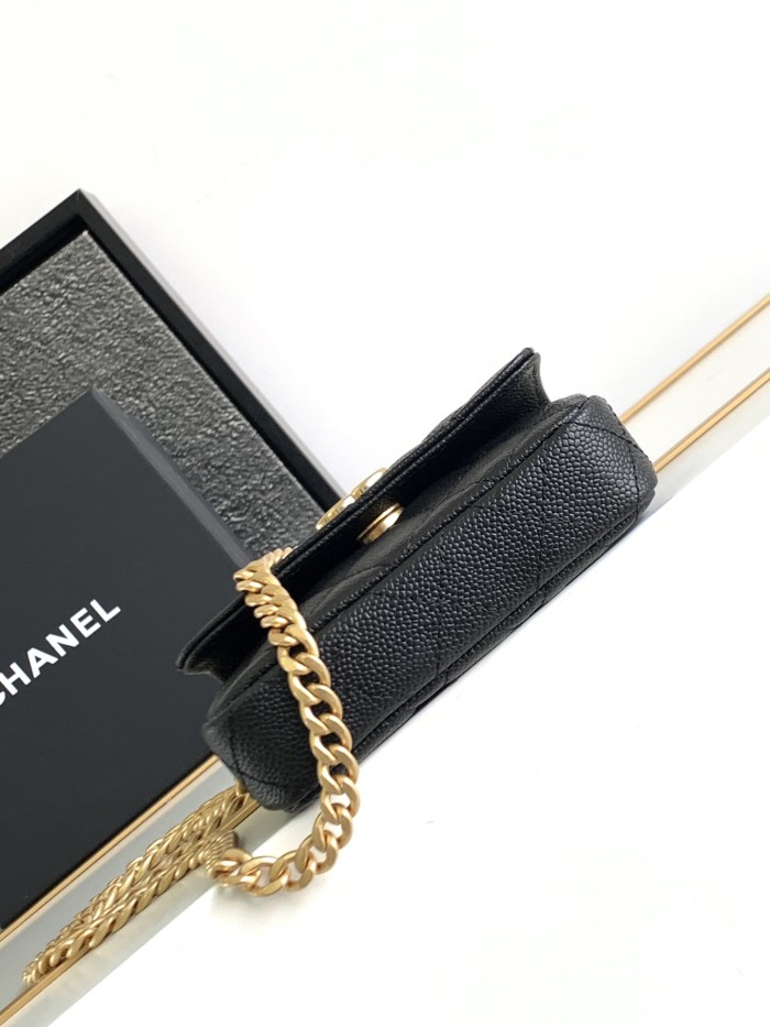  Handbag  Chanel  size  12.5  9  4.5 cm